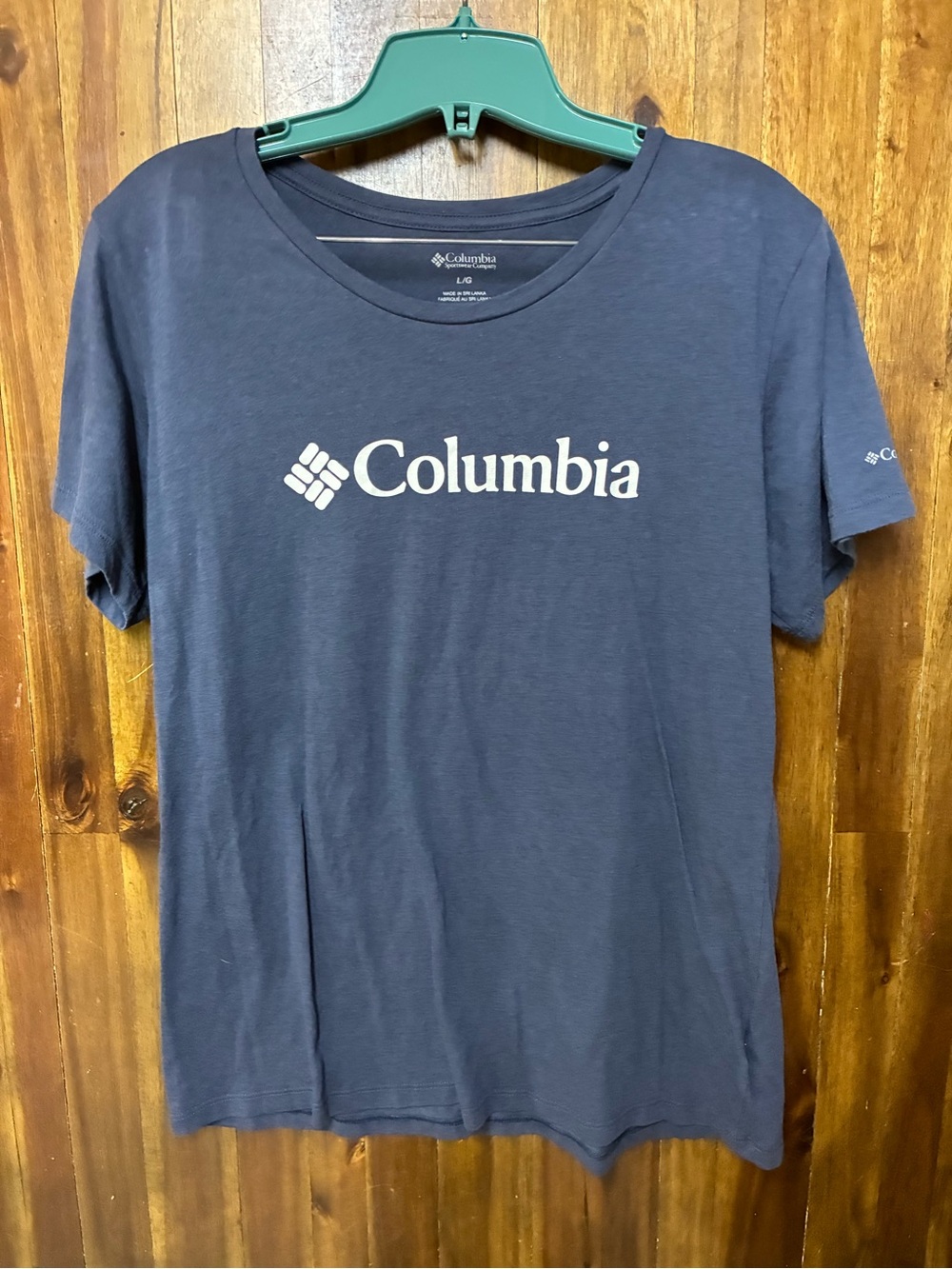 Columbia Women’s Navy Logo Crew Neck T-Shirt (L)